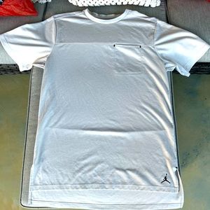 EUC Jordan short sleeve cream shirt size Large